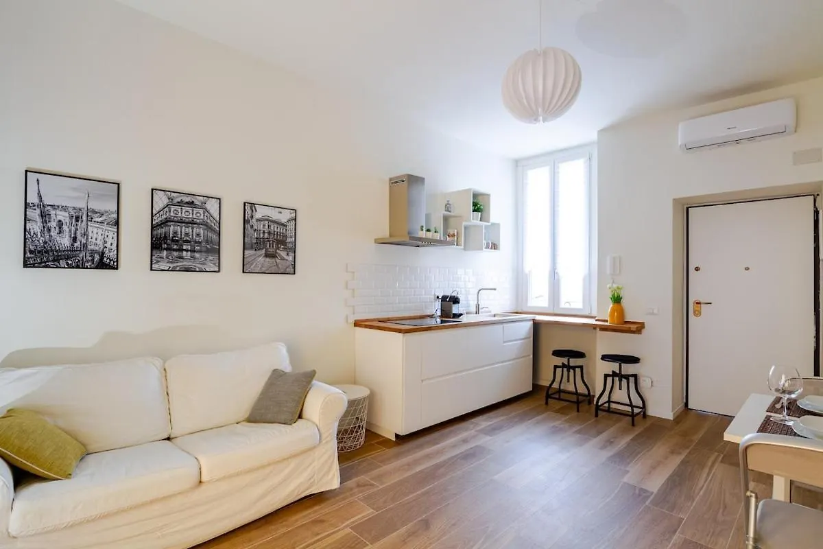 New Charming Milanese Apartment Near Loreto Ιταλία