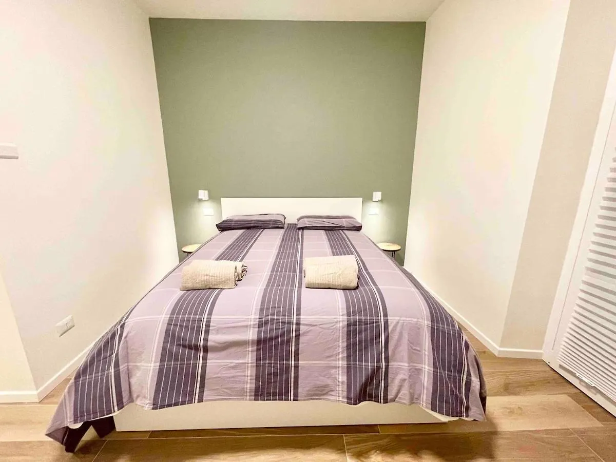 New Charming Milanese Apartment Near Loreto