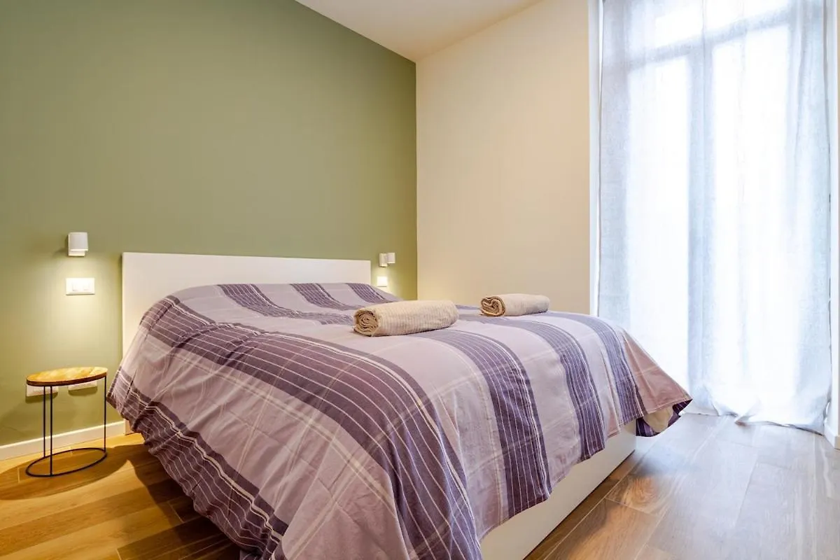 New Charming Milanese Apartment Near Loreto Ιταλία